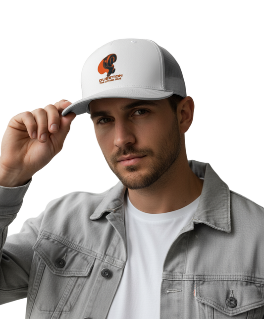 Question the other side. 0.0 - Snapback Rapper Cap Borduring